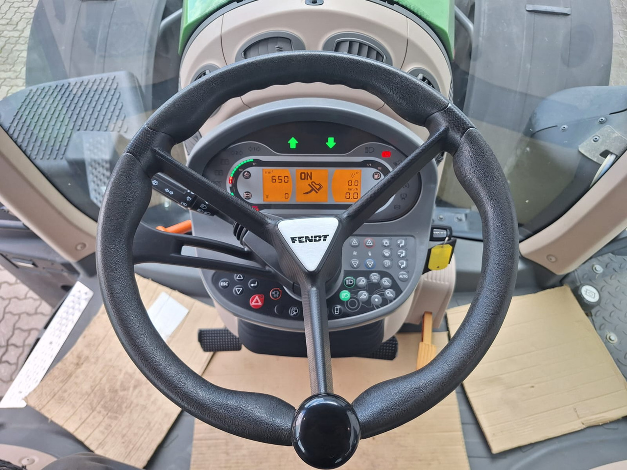 Fendt 942 Vario Gen6 ProfiPlus - Трактор: слика 3 Fendt 942 Vario Gen6 ProfiPlus - Трактор: слика 3