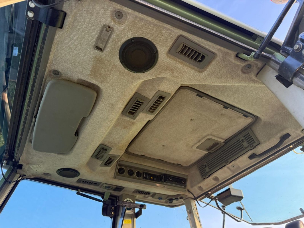 Fendt Favorit 824 - Трактор: слика 4 Fendt Favorit 824 - Трактор: слика 4