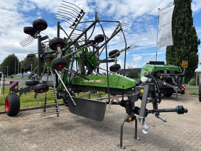 Fendt Former 860 C PRO - Превртувач и гребло: слика 5 Fendt Former 860 C PRO - Превртувач и гребло: слика 5