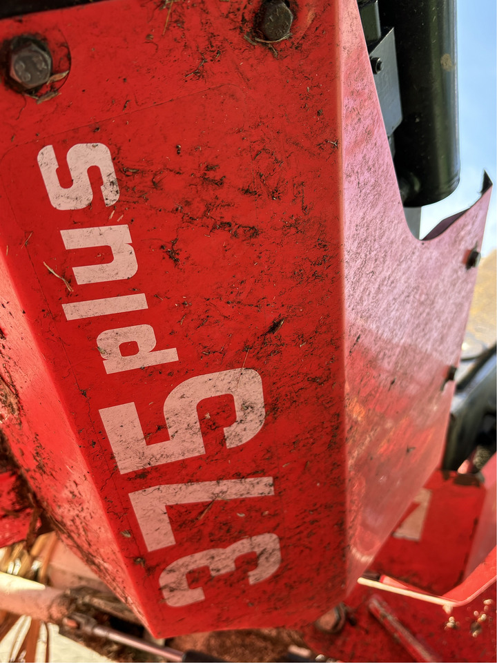 Fendt Katana 65 S4 - Машина за жнеење: слика 1 Fendt Katana 65 S4 - Машина за жнеење: слика 1