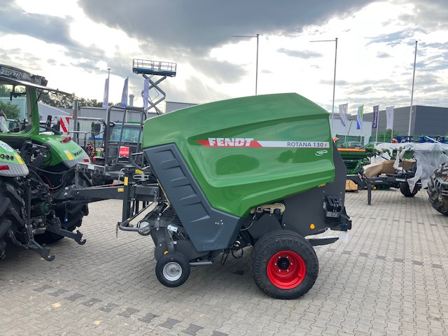 Fendt Rotana 130 F Xtra - Превртувачка опрема: слика 1 Fendt Rotana 130 F Xtra - Превртувачка опрема: слика 1
