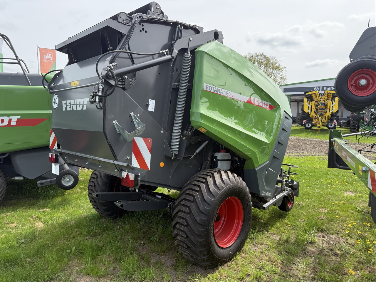 Fendt Rotana 180 V Xtra 25-Messer - Превртувачка опрема: слика 4 Fendt Rotana 180 V Xtra 25-Messer - Превртувачка опрема: слика 4