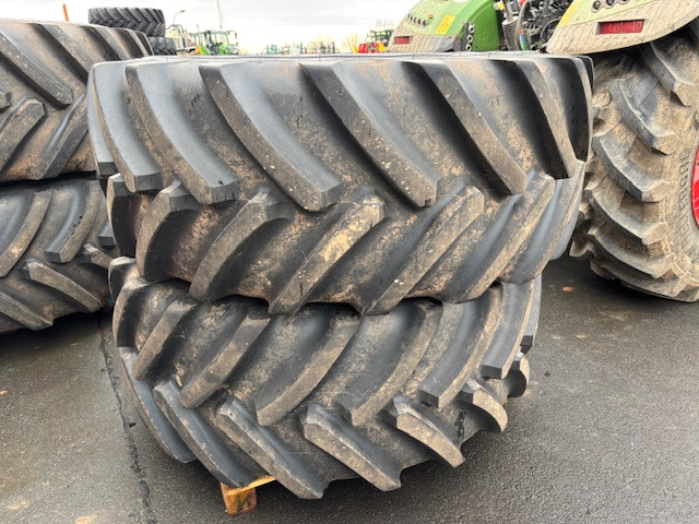 Fendt VF650/60R38 MI VF750/70R44 MI - Трактор: слика 1 Fendt VF650/60R38 MI VF750/70R44 MI - Трактор: слика 1