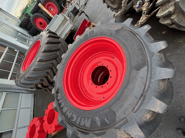 Fendt VF650/60R38 MI VF750/70R44 MI - Трактор: слика 3 Fendt VF650/60R38 MI VF750/70R44 MI - Трактор: слика 3