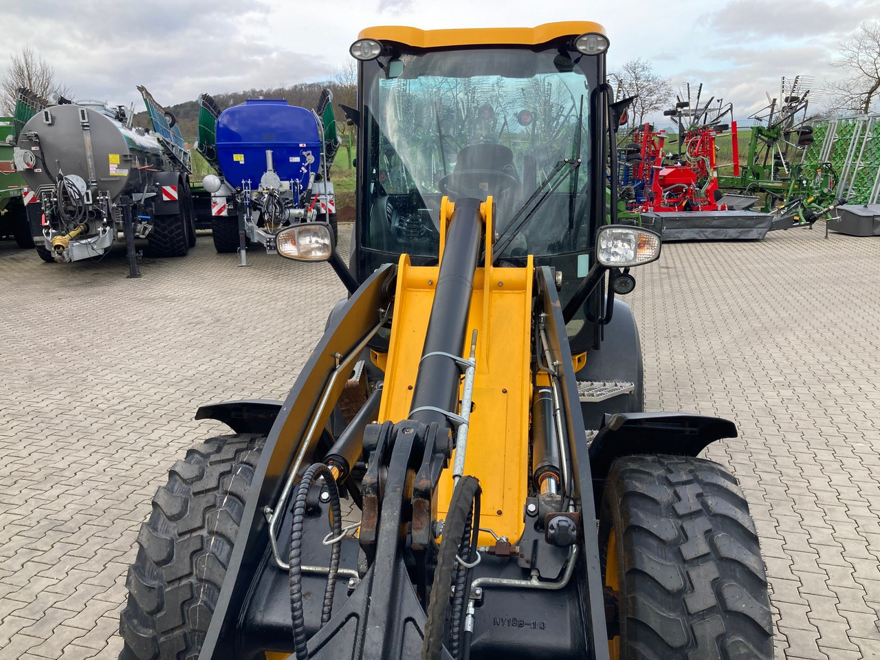 JCB Radlader Typ 409 - Натоварувач: слика 5 JCB Radlader Typ 409 - Натоварувач: слика 5