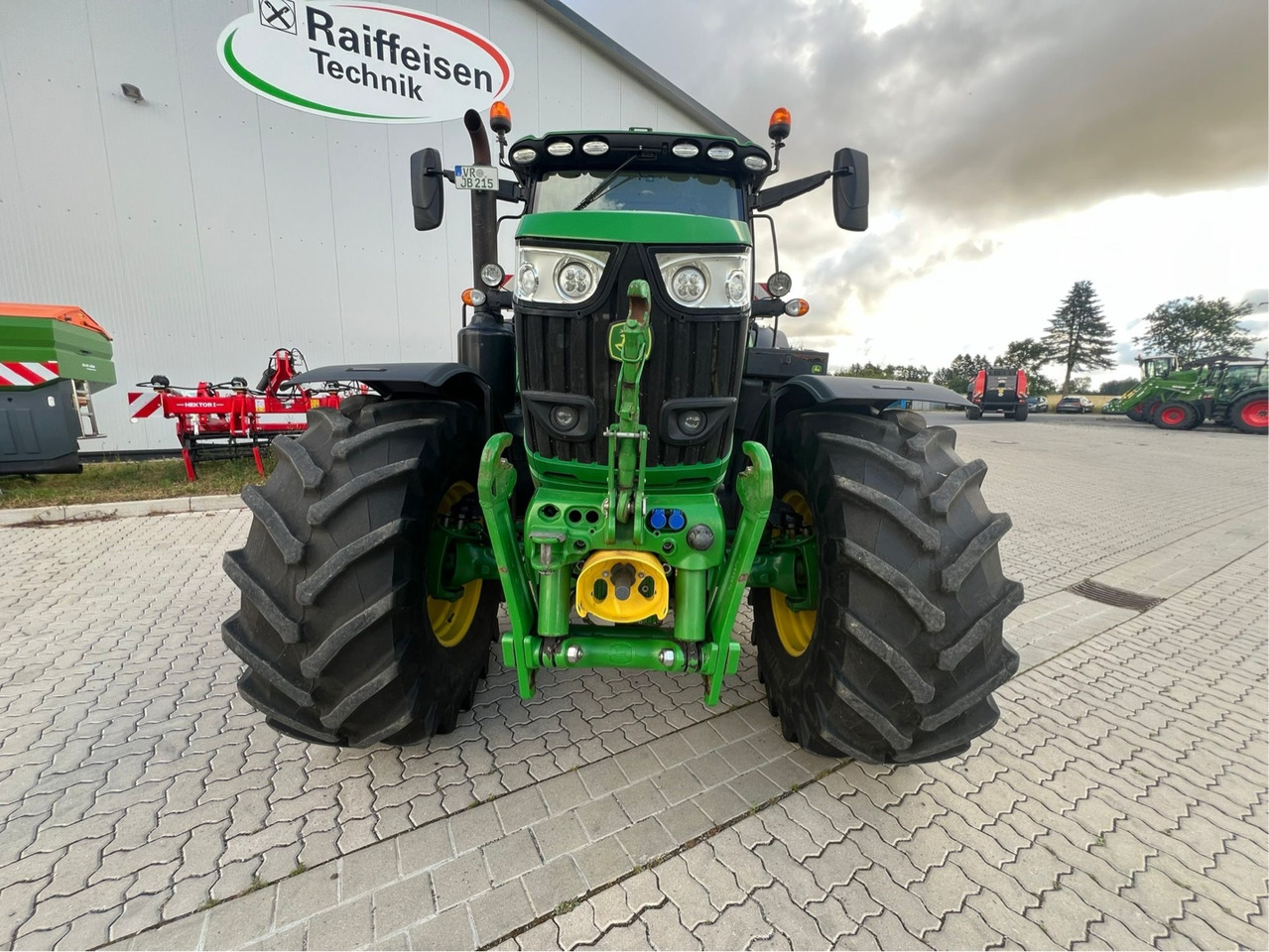 Лизинг на John Deere 6215 R John Deere 6215 R: слика 6