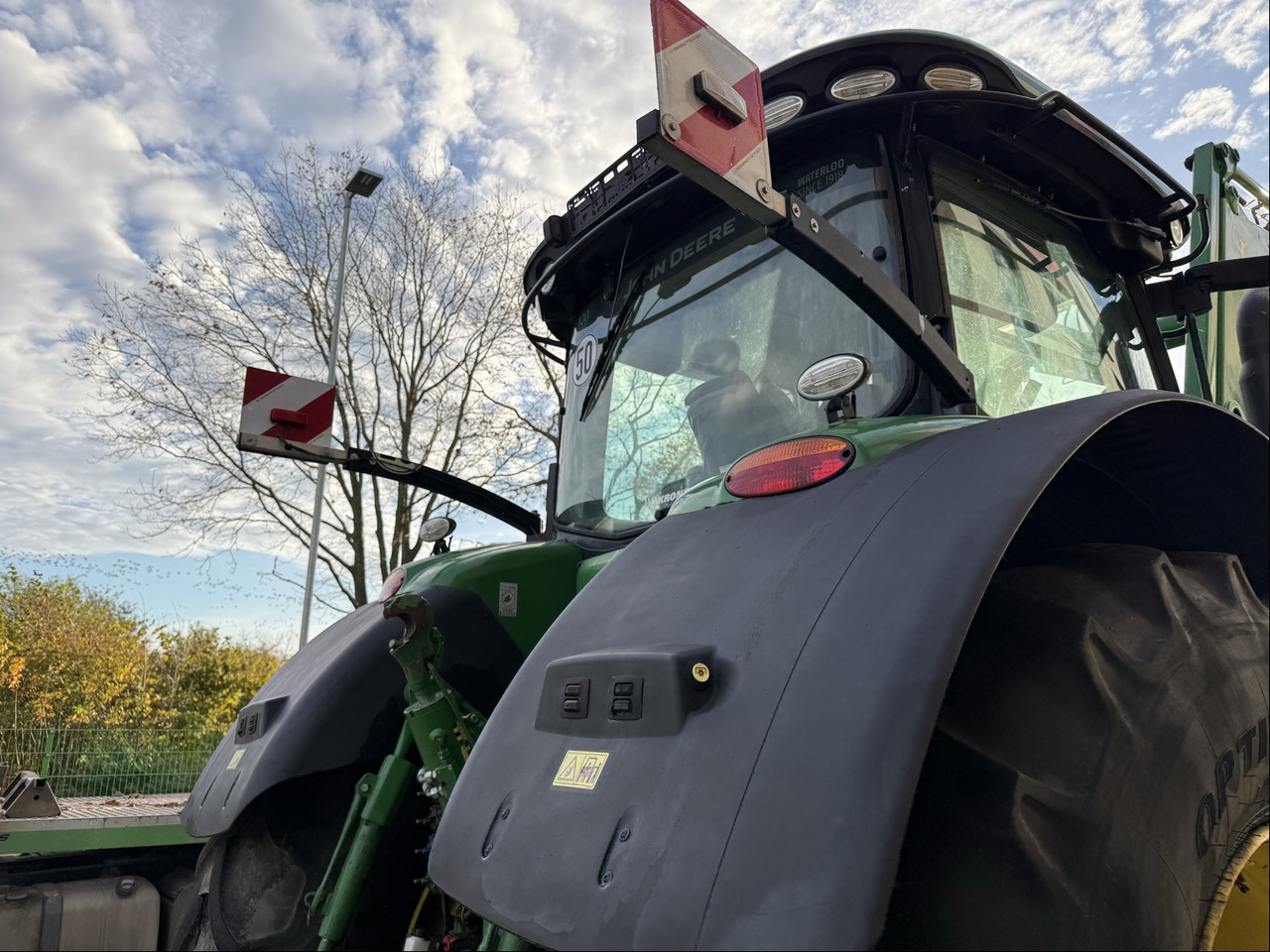 John Deere 7310R AutoPower - Трактор: слика 4 John Deere 7310R AutoPower - Трактор: слика 4