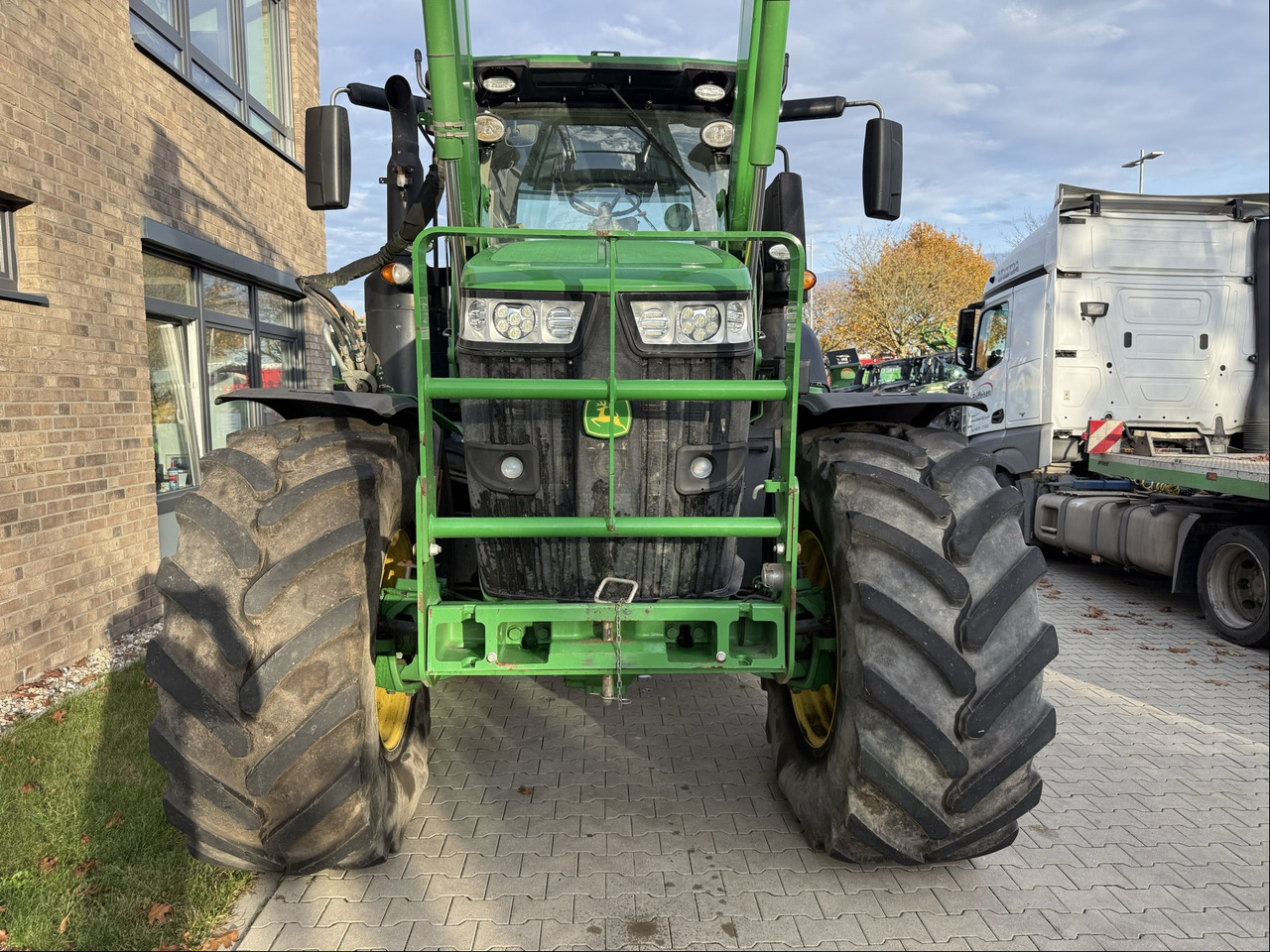John Deere 7310R AutoPower - Трактор: слика 5 John Deere 7310R AutoPower - Трактор: слика 5