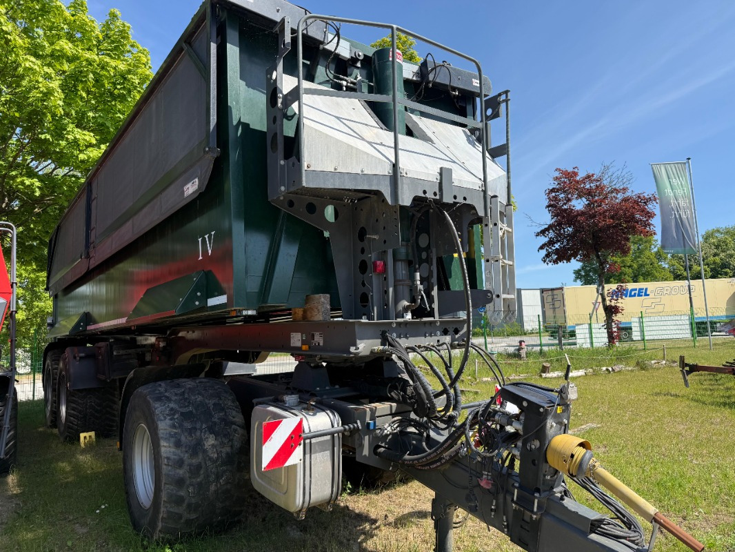 Krampe ALU Kippsattel KS 950 Roadrunn - Кипер: слика 2 Krampe ALU Kippsattel KS 950 Roadrunn - Кипер: слика 2