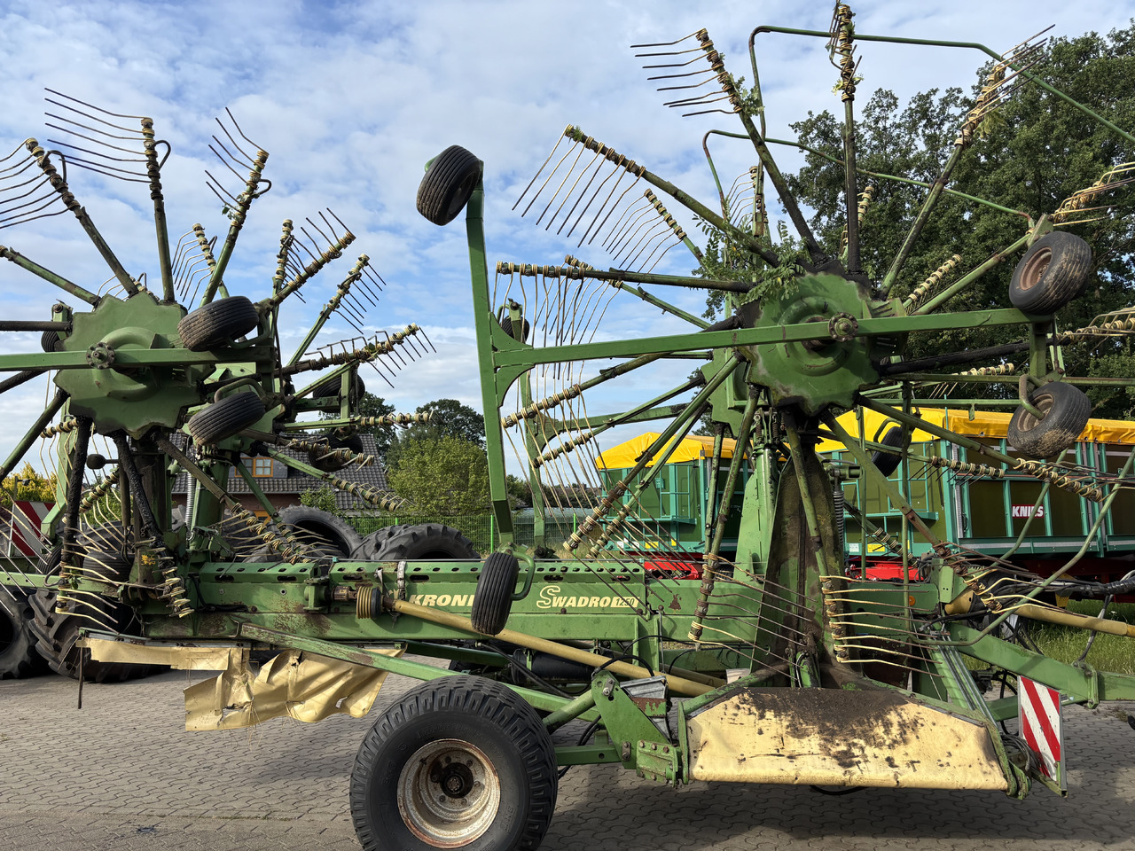 Krone Swadro Serie - Превртувач и гребло: слика 1 Krone Swadro Serie - Превртувач и гребло: слика 1