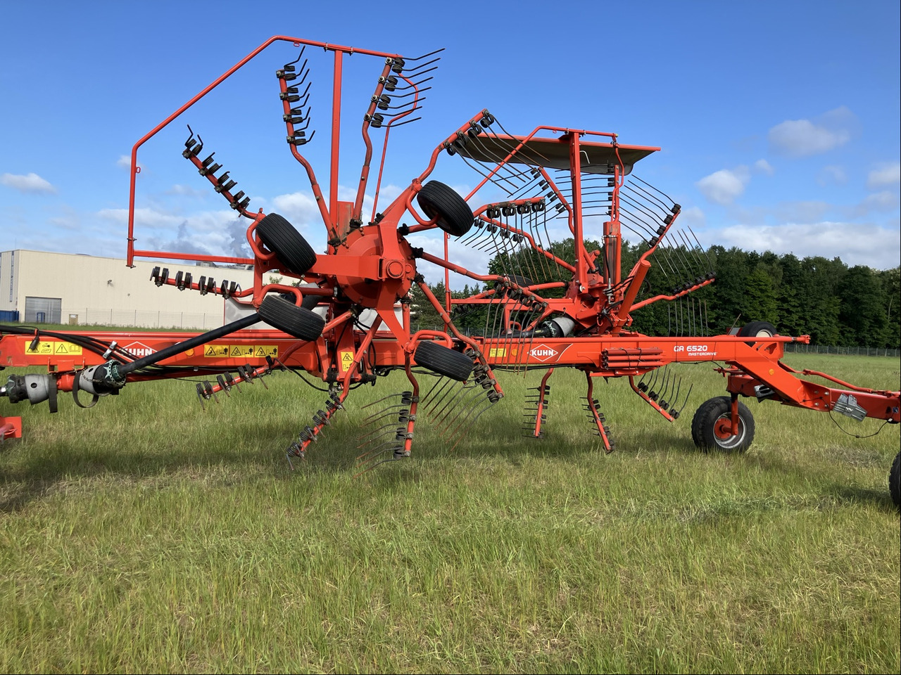 Kuhn 6520 - Превртувач и гребло: слика 1 Kuhn 6520 - Превртувач и гребло: слика 1