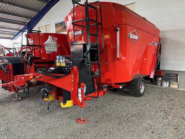 Kuhn Profile 70 18.2 DS - Вагон за мешање сточна храна: слика 1 Kuhn Profile 70 18.2 DS - Вагон за мешање сточна храна: слика 1