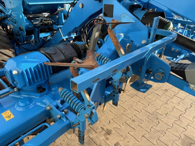 Lemken Solitair 9 KA / 450-DS 125 - Семенска дупчалка: слика 4 Lemken Solitair 9 KA / 450-DS 125 - Семенска дупчалка: слика 4