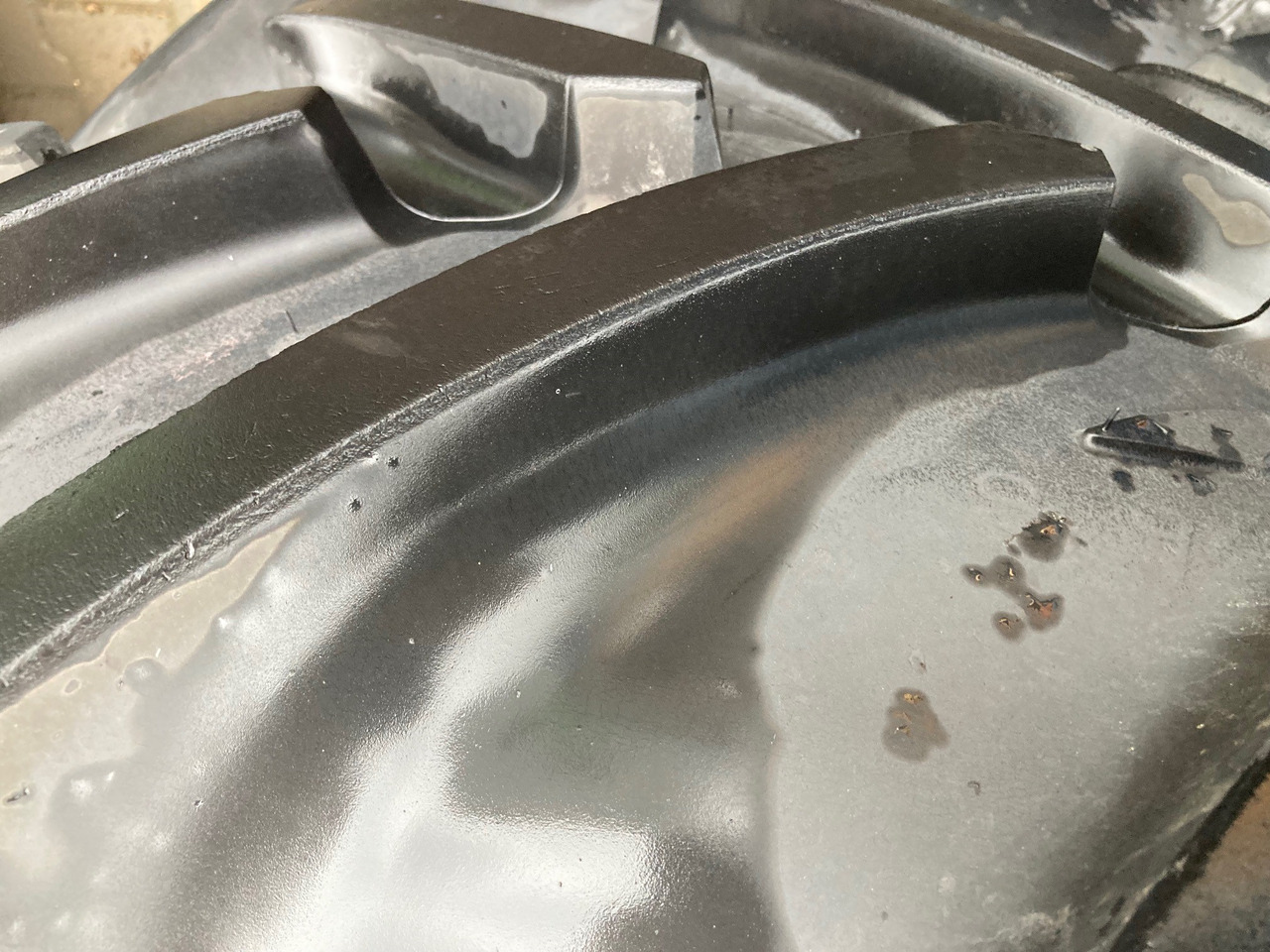 Michelin 480/60R28 - Гуми и бандажи: слика 2 Michelin 480/60R28 - Гуми и бандажи: слика 2