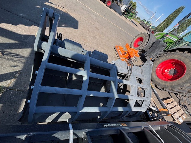 Schäffer Silage-Greifschaufel 1,80m - Опрема за добиток: слика 1 Schäffer Silage-Greifschaufel 1,80m - Опрема за добиток: слика 1