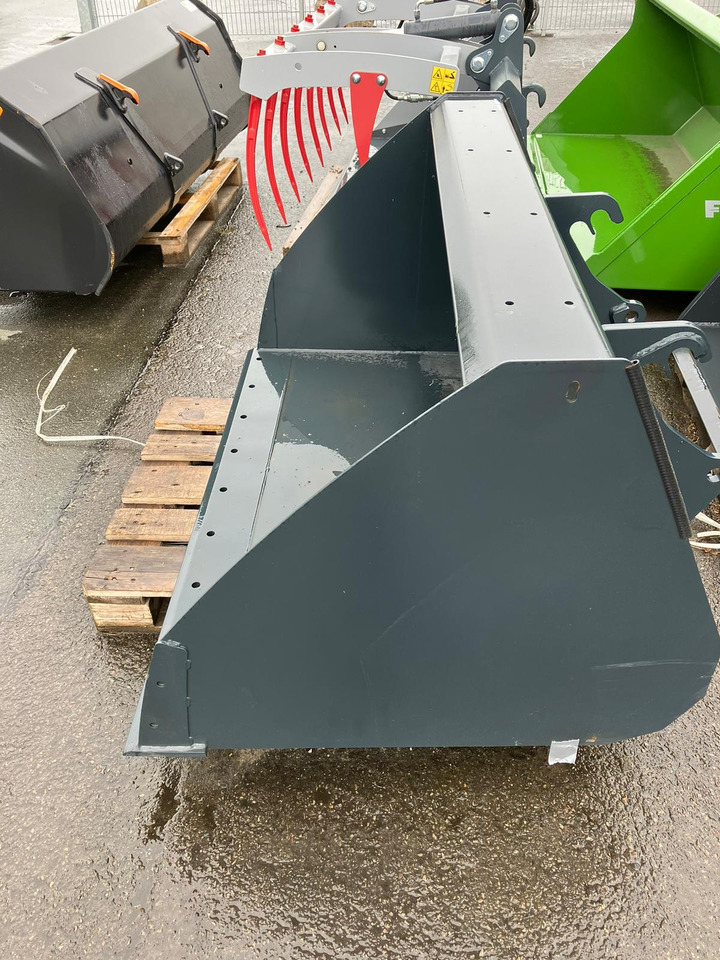 Schäffer Universalschaufel 1,50m - Опрема за добиток: слика 1 Schäffer Universalschaufel 1,50m - Опрема за добиток: слика 1