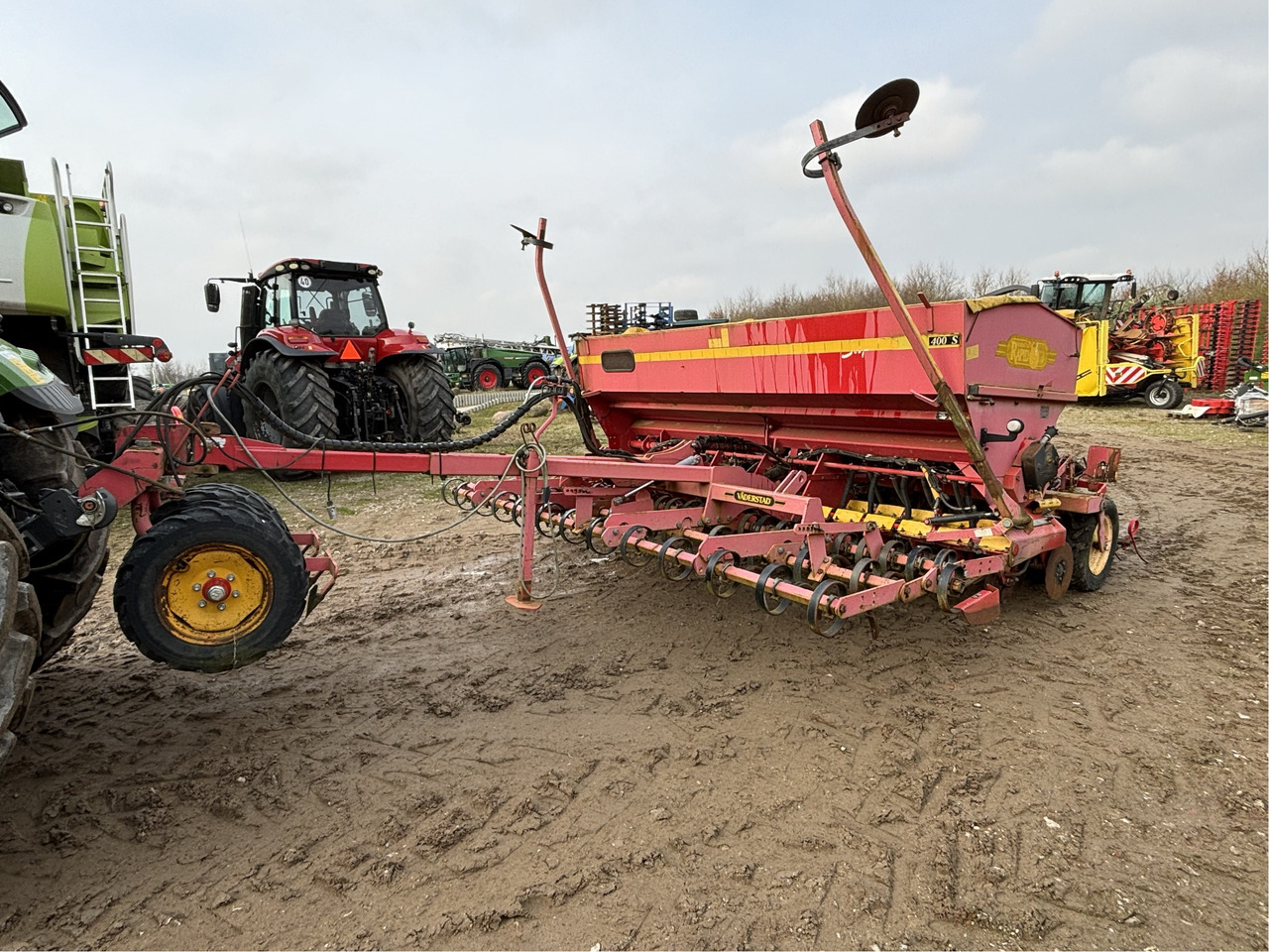 Väderstad Rapid RD 400 S - Семенска дупчалка: слика 1 Väderstad Rapid RD 400 S - Семенска дупчалка: слика 1