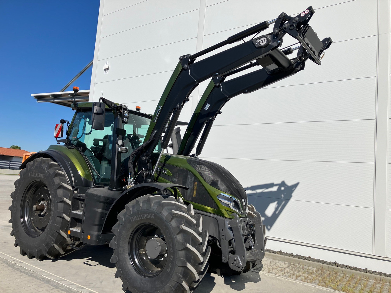 Valtra Q 285 - Трактор: слика 4 Valtra Q 285 - Трактор: слика 4