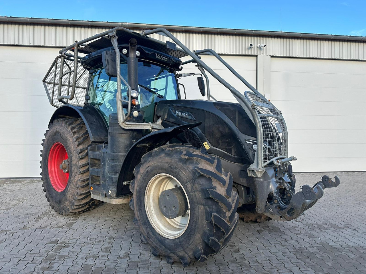 Valtra S 374 - Трактор: слика 1 Valtra S 374 - Трактор: слика 1