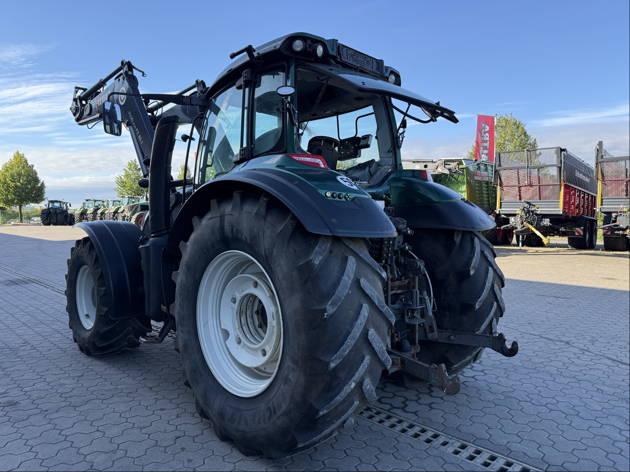 Valtra T194 Versu - Трактор: слика 2 Valtra T194 Versu - Трактор: слика 2