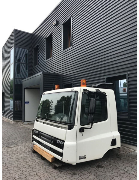 DAF CF Euro 3, Euro 4 - Кабина и ентериер за Камион: слика 2 DAF CF Euro 3, Euro 4 - Кабина и ентериер за Камион: слика 2