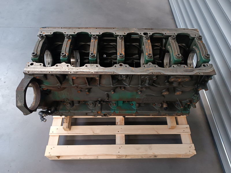 DAF XF105 - Блок на цилиндерот за Камион: слика 4 DAF XF105 - Блок на цилиндерот за Камион: слика 4