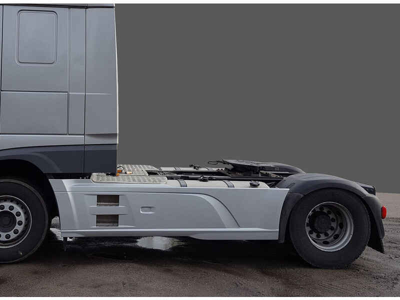 DAF XF106 E6 Sideskirts / Fairings - Аеродинамика/ Спојлер за Камион: слика 2 DAF XF106 E6 Sideskirts / Fairings - Аеродинамика/ Спојлер за Камион: слика 2