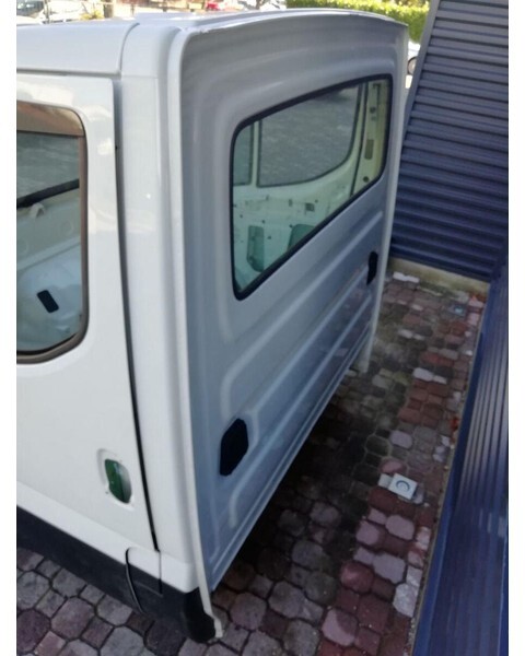 Iveco DAILY Euro 6 - Кабина и ентериер за Камион: слика 3 Iveco DAILY Euro 6 - Кабина и ентериер за Камион: слика 3