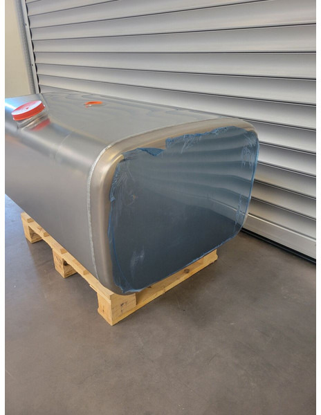 Iveco Stralis Trakker - Резервоар за гориво за Камион: слика 4 Iveco Stralis Trakker - Резервоар за гориво за Камион: слика 4