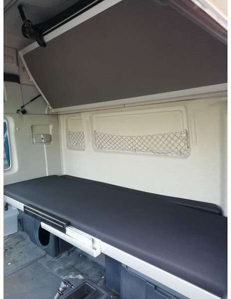 MAN TGX - Кабина и ентериер за Камион: слика 3 MAN TGX - Кабина и ентериер за Камион: слика 3