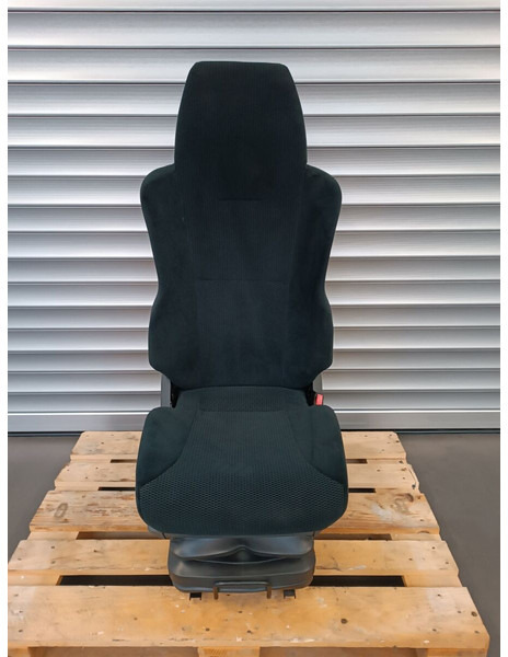 MAN TGX - TGS - Седиште за Камион: слика 1 MAN TGX - TGS - Седиште за Камион: слика 1