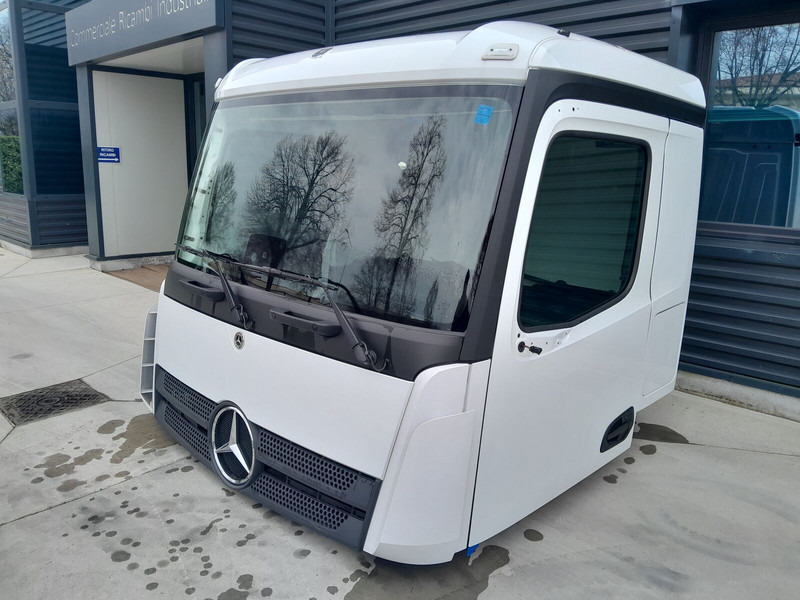 Mercedes-Benz AROCS ANTOS E6 - MP4 - Кабина и ентериер за Камион: слика 3 Mercedes-Benz AROCS ANTOS E6 - MP4 - Кабина и ентериер за Камион: слика 3