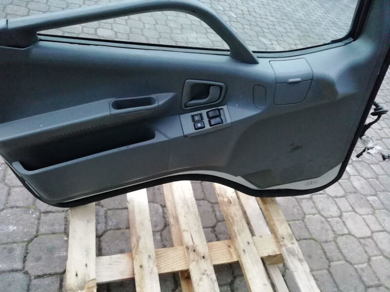 Mitsubishi CANTER - Врата и делови за Камион: слика 2 Mitsubishi CANTER - Врата и делови за Камион: слика 2