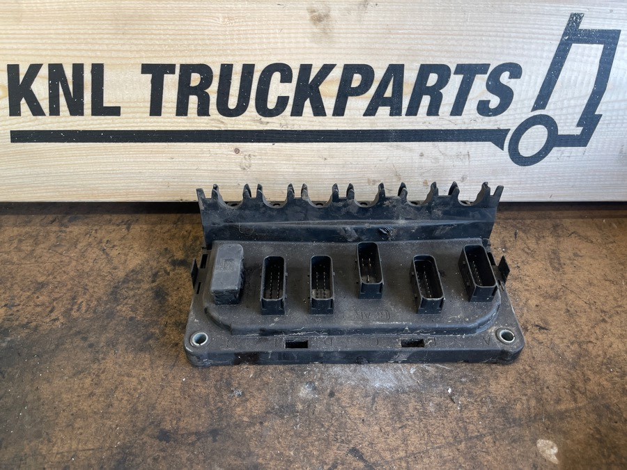 DAF ECU MODULE 2162179 - Електричен систем за Камион: слика 1 DAF ECU MODULE 2162179 - Електричен систем за Камион: слика 1