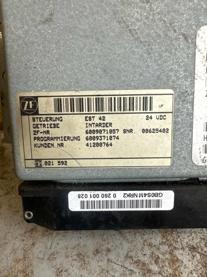 IVECO INTRADER ECU 41200764 - Електричен систем за Камион: слика 2 IVECO INTRADER ECU 41200764 - Електричен систем за Камион: слика 2