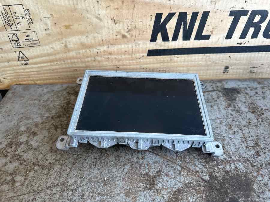 MAN DISPLAY 81.28210-6038 - Електричен систем за Камион: слика 1 MAN DISPLAY 81.28210-6038 - Електричен систем за Камион: слика 1