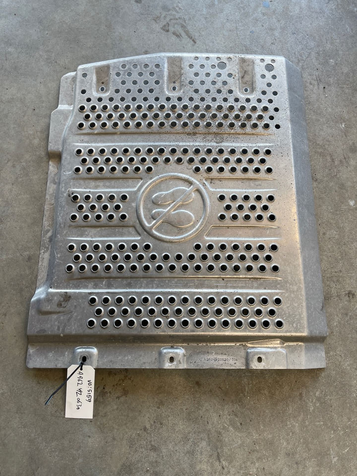 MERCEDES COVER EXCHAUST TOP A9624920630 - Издувен систем за Камион: слика 1 MERCEDES COVER EXCHAUST TOP A9624920630 - Издувен систем за Камион: слика 1