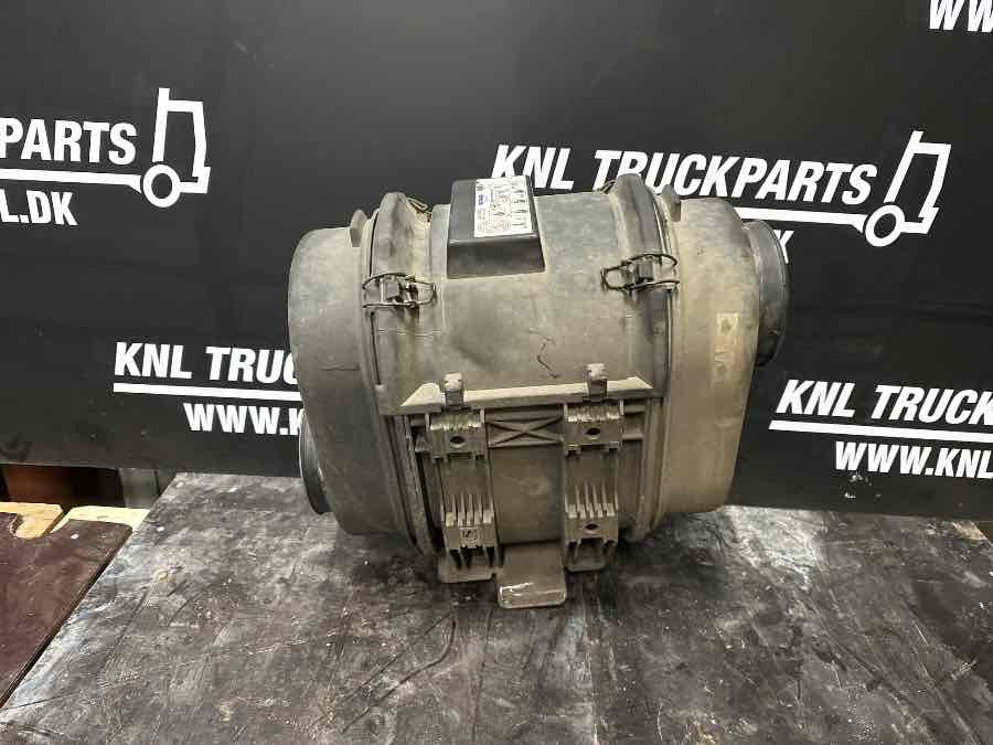 SCANIA AIR CLEANER 2282425 - Систем за внесување на воздух за Камион: слика 2 SCANIA AIR CLEANER 2282425 - Систем за внесување на воздух за Камион: слика 2