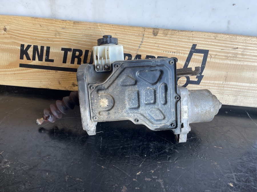 SCANIA CLUCH ECA 2825344 - Менувач и делови за Камион: слика 2 SCANIA CLUCH ECA 2825344 - Менувач и делови за Камион: слика 2
