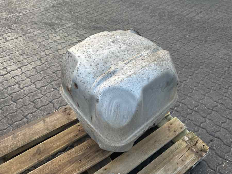 SCANIA EXHAUST SILENCER 1500455 - Издувен систем за Камион: слика 1 SCANIA EXHAUST SILENCER 1500455 - Издувен систем за Камион: слика 1