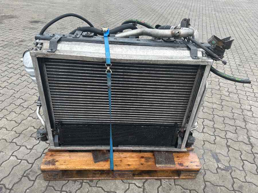 VOLVO BUS COOLER PACKET 21622194 - Систем за ладење за Автобус: слика 2 VOLVO BUS COOLER PACKET 21622194 - Систем за ладење за Автобус: слика 2