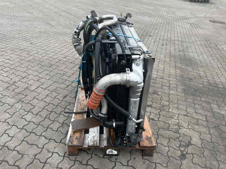 VOLVO BUS COOLER PACKET 21622194 - Систем за ладење за Автобус: слика 1 VOLVO BUS COOLER PACKET 21622194 - Систем за ладење за Автобус: слика 1