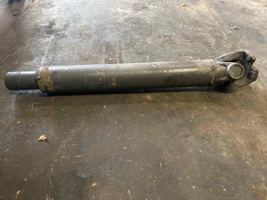 VOLVO BUS PROPSHAFT 3178235 - Карданско вратило за Камион: слика 1 VOLVO BUS PROPSHAFT 3178235 - Карданско вратило за Камион: слика 1