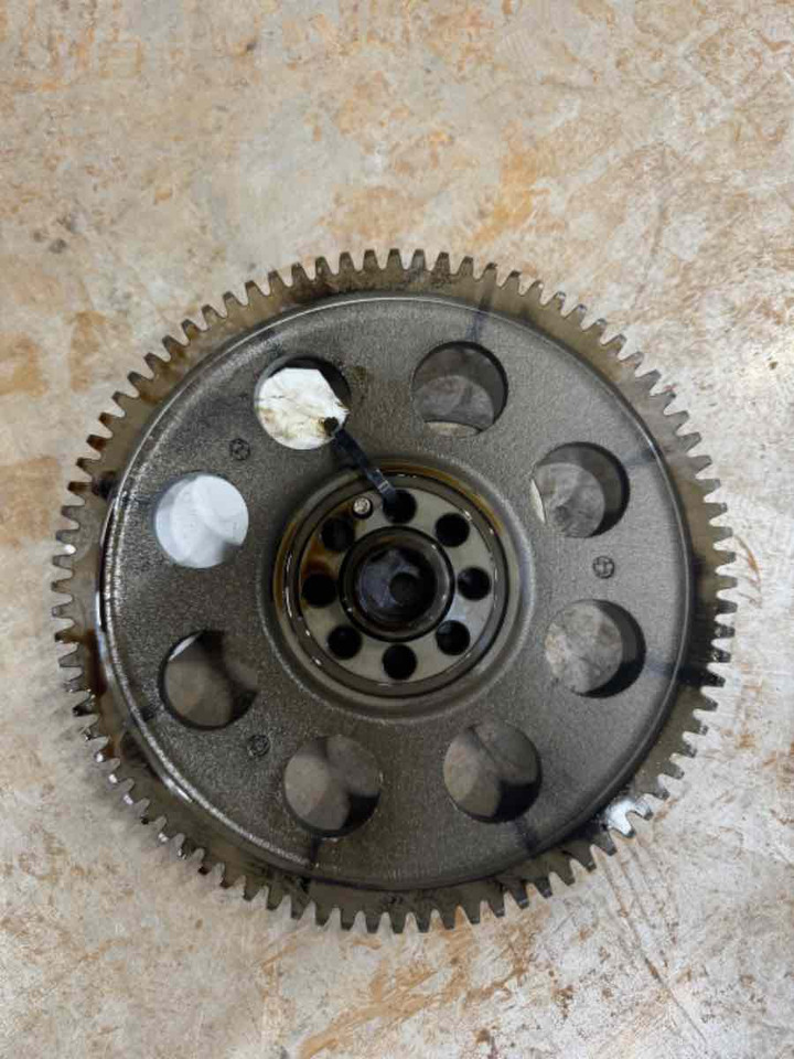 VOLVO CAMSHAFT GEAR 21430908 - Мотор и делови за Камион: слика 1 VOLVO CAMSHAFT GEAR 21430908 - Мотор и делови за Камион: слика 1