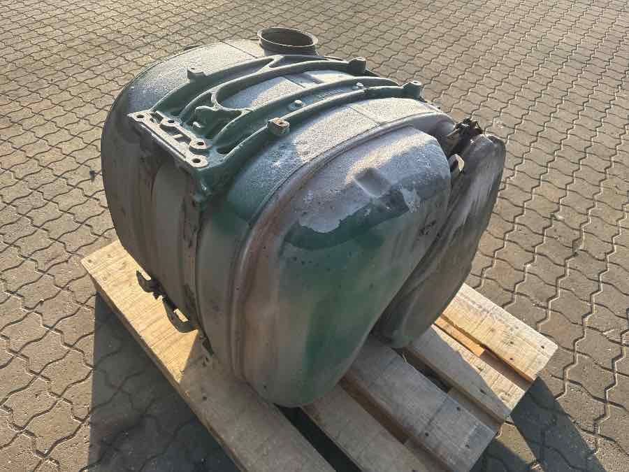 VOLVO EXHAUST 22495991 - Издувен систем за Камион: слика 1 VOLVO EXHAUST 22495991 - Издувен систем за Камион: слика 1