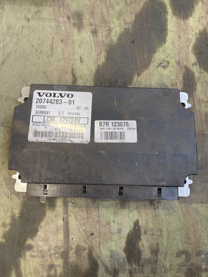 VOLVO LCM 20744283 - Електричен систем за Камион: слика 1 VOLVO LCM 20744283 - Електричен систем за Камион: слика 1