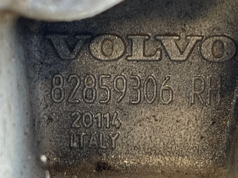 VOLVO STEP 82859306 - Кабина и ентериер за Камион: слика 3 VOLVO STEP 82859306 - Кабина и ентериер за Камион: слика 3