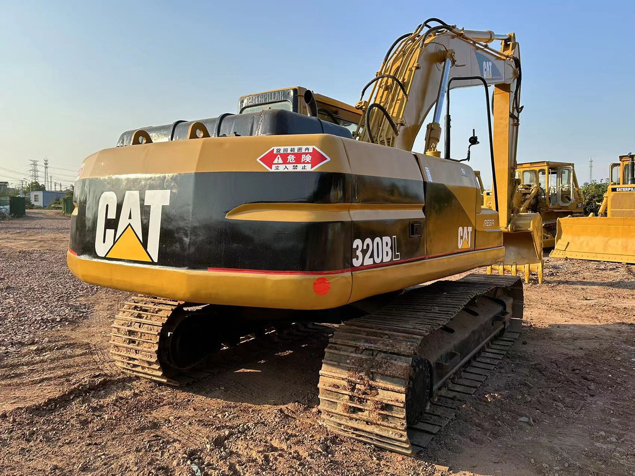 CAT 320B - Багер гасеничар: слика 5 CAT 320B - Багер гасеничар: слика 5