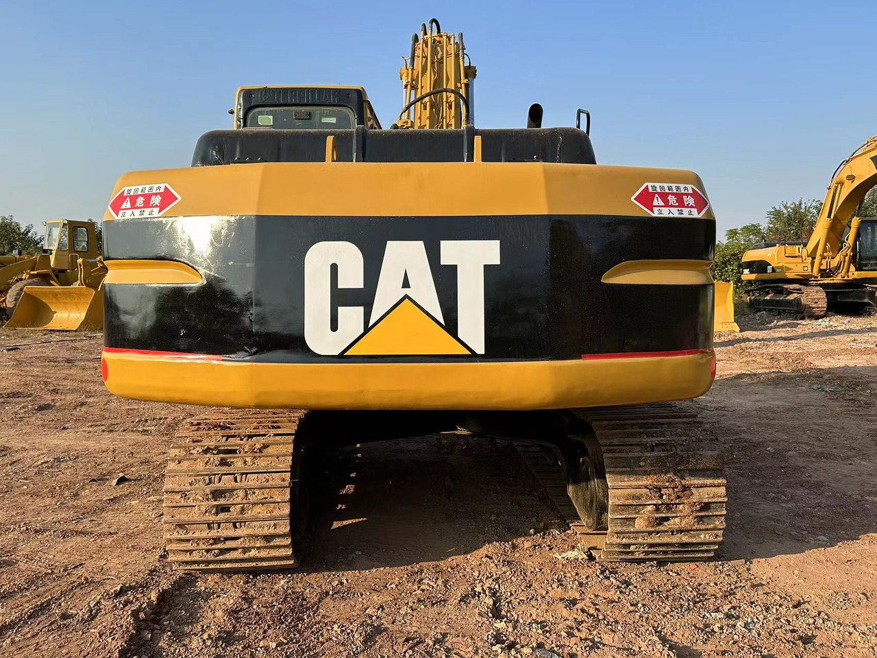 CAT 320B excavator - Багер гасеничар: слика 3 CAT 320B excavator - Багер гасеничар: слика 3