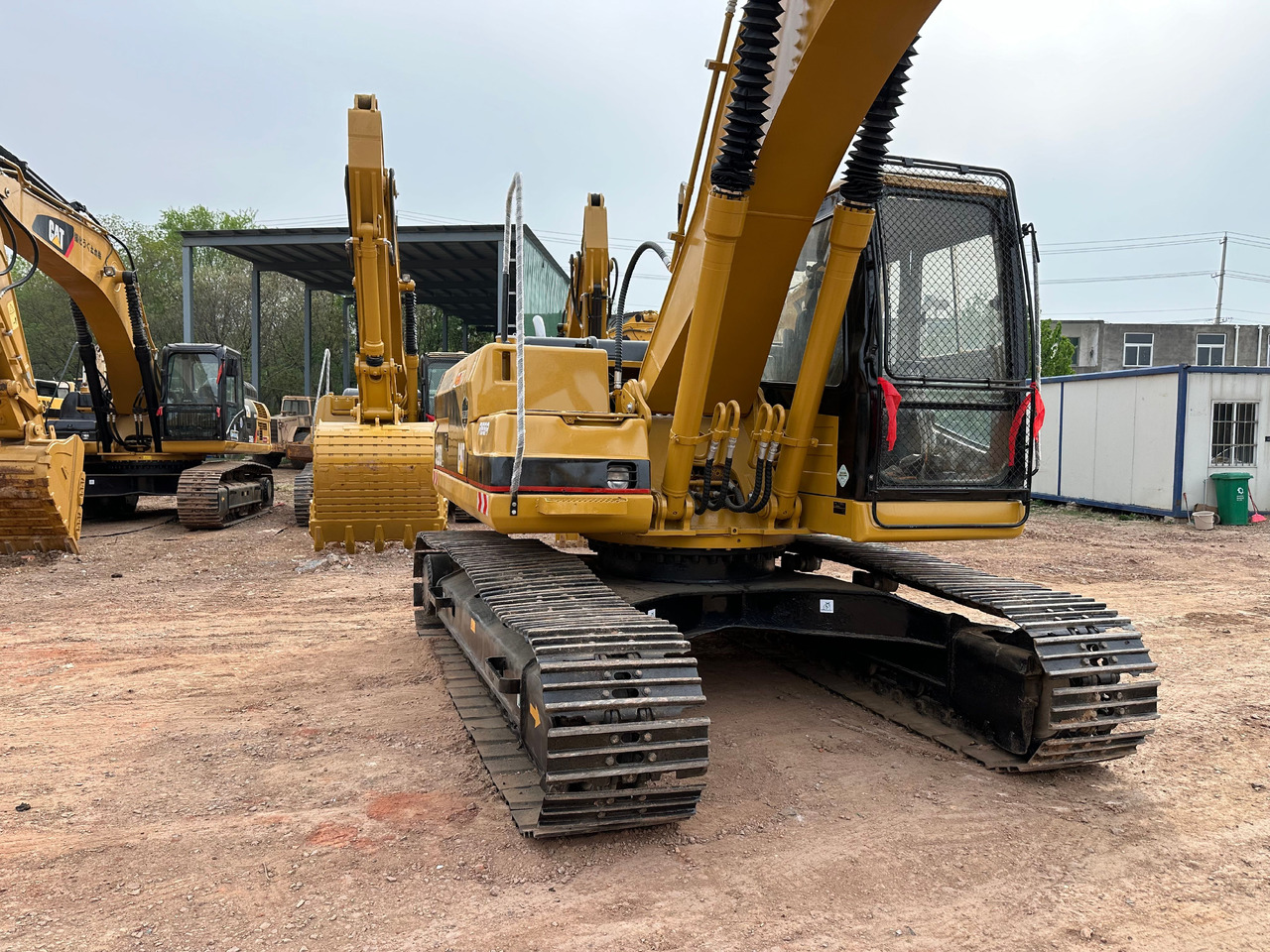 CAT 320BL - Багер гасеничар: слика 5 CAT 320BL - Багер гасеничар: слика 5